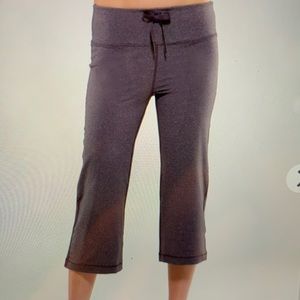 Lululemon Relaxed Fit Crop